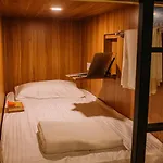 Bluewaters Pods 38 Hongkong St